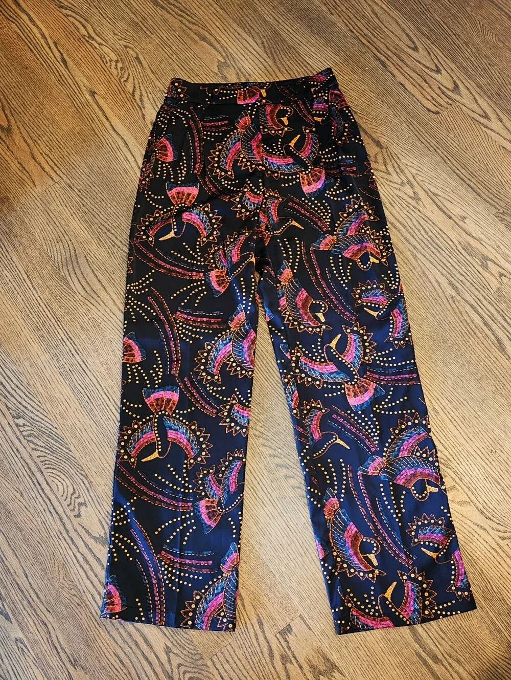 🖤 Revolve House of Harlow 1960 Toucan Satin Pants, Size 4 - Picture 1 of 7